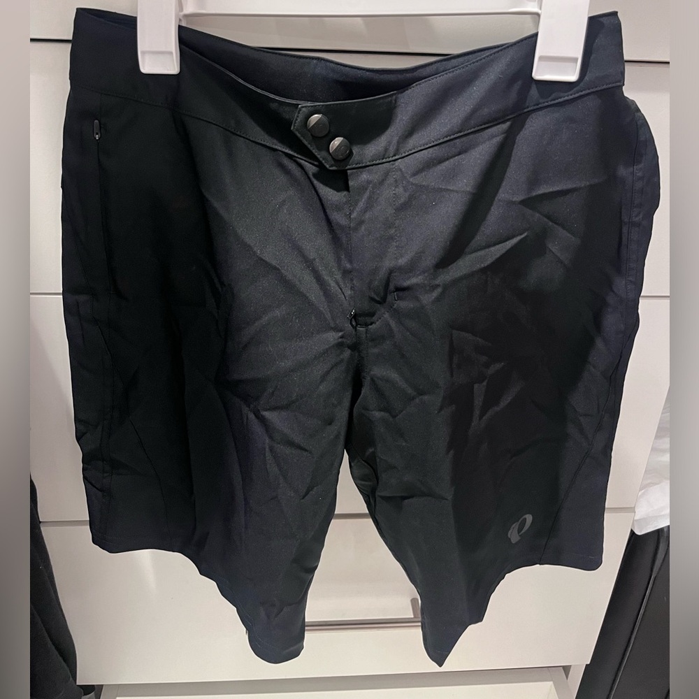 Pearl Izumi women’s canyon short - NWT